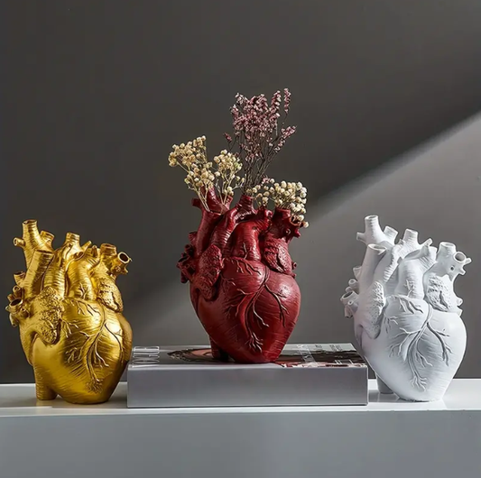 Heart-shaped Resin Ornaments, For Desktops And Living Rooms, Including Flower Vases